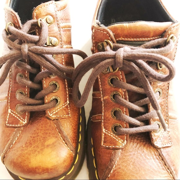 Dr Martens 9764 Tan Brown Grizzly Oxfords Sz 8 EUC - Picture 11 of 12